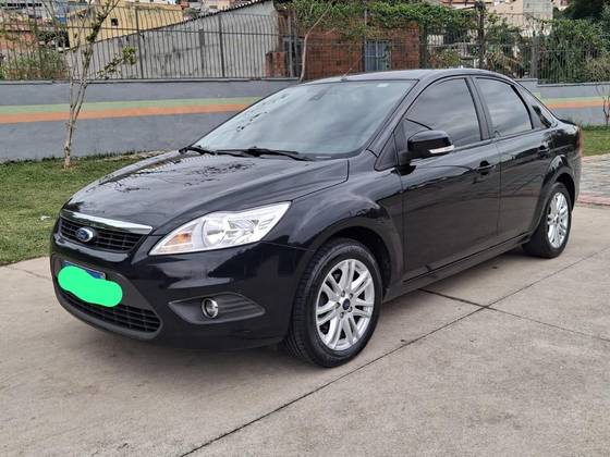 FORD FOCUS 2.0 GLX SEDAN 16V FLEX 4P MANUAL FORD FOCUS 2.0 GLX SEDAN 16V FLEX 4P MANUAL
